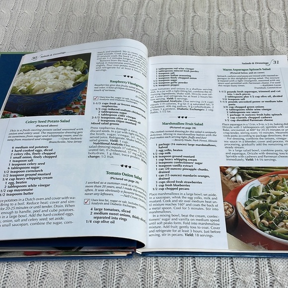 Taste of Home hardback cookbooks. ‘02 & ‘05. Annual recipes colored pics family - Picture 15 of 16